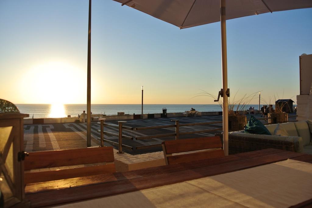 Strandzicht Zandvoort Buitenkant foto